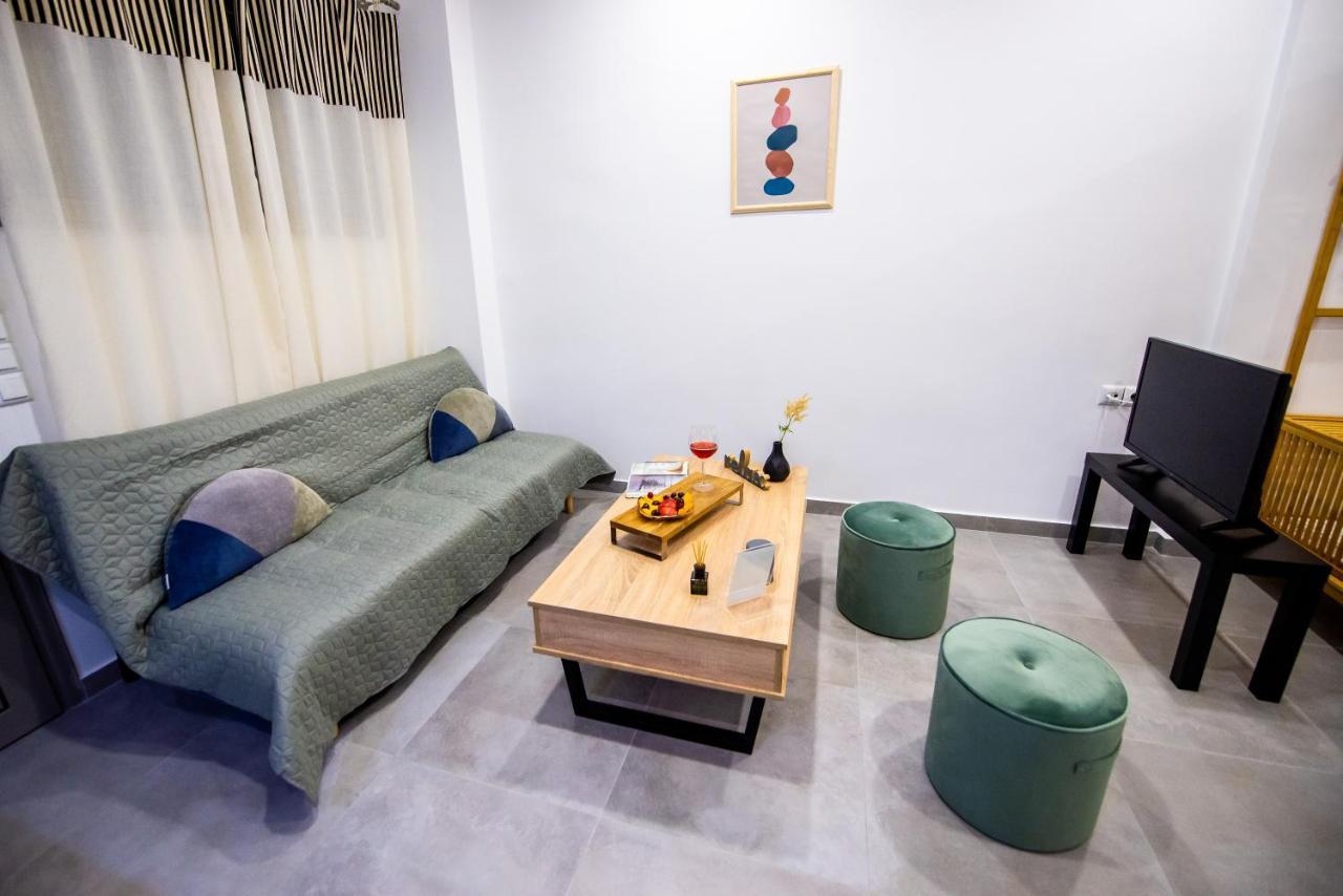 Indigo Apartment 1 Kalamáta Buitenkant foto